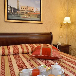 Residenza Goldoni B&B Veneţia