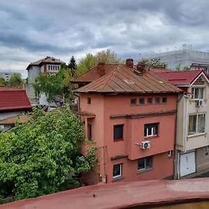  Apartament Cozy Near Center
